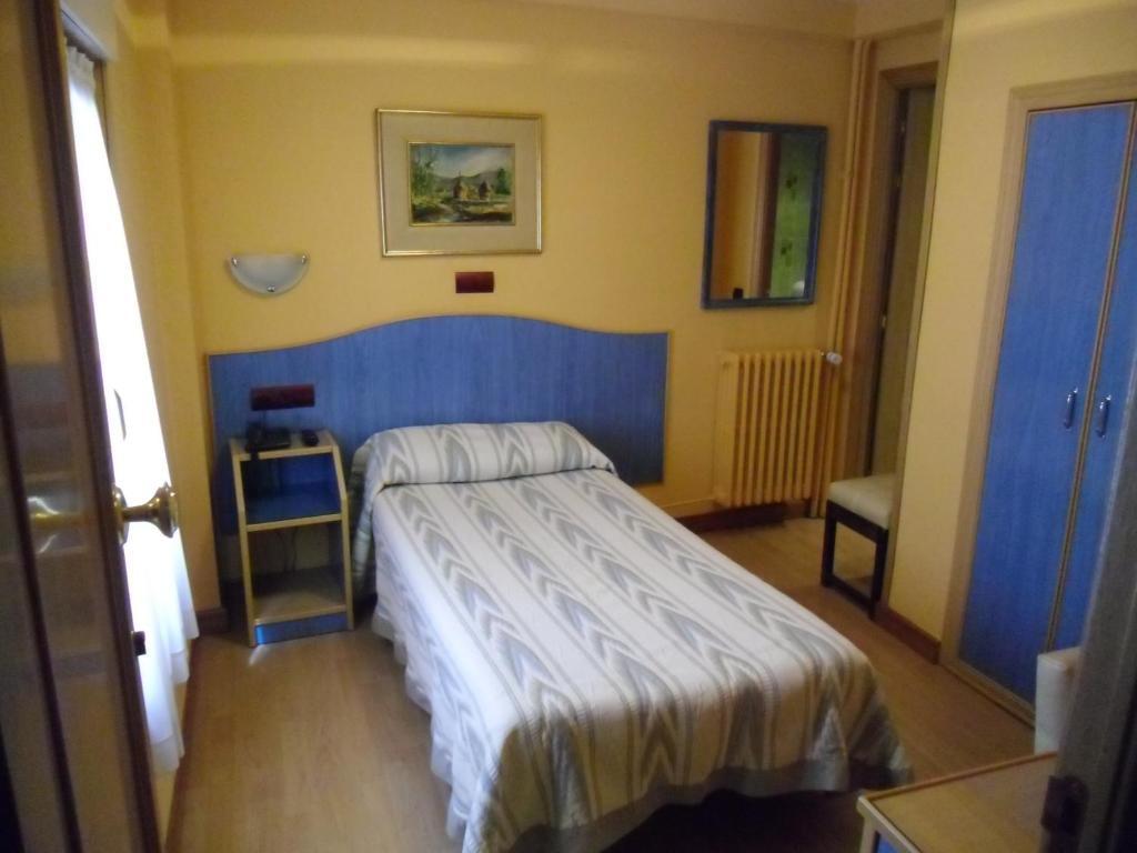 Hostal Don Suero León Kültér fotó