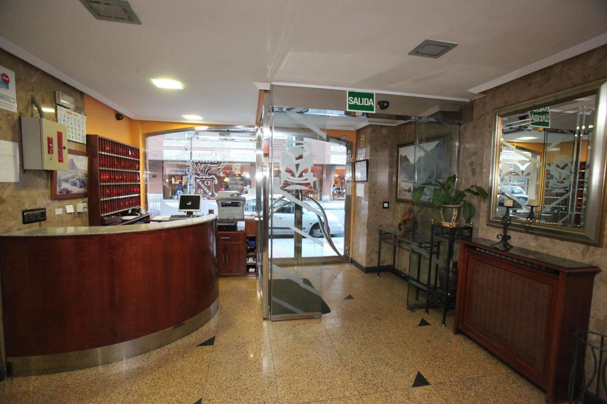 Hostal Don Suero León Kültér fotó